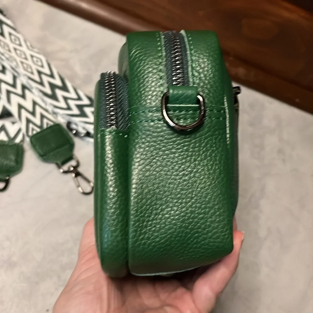 Boutique Leather Camera bag Crossbody bag Hunter Green/Gunmetal HW 2 straps NWOT